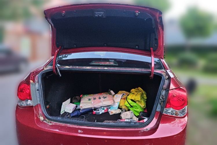 Used Chevrolet Cruze 2013 1.6L SE MT Trunk