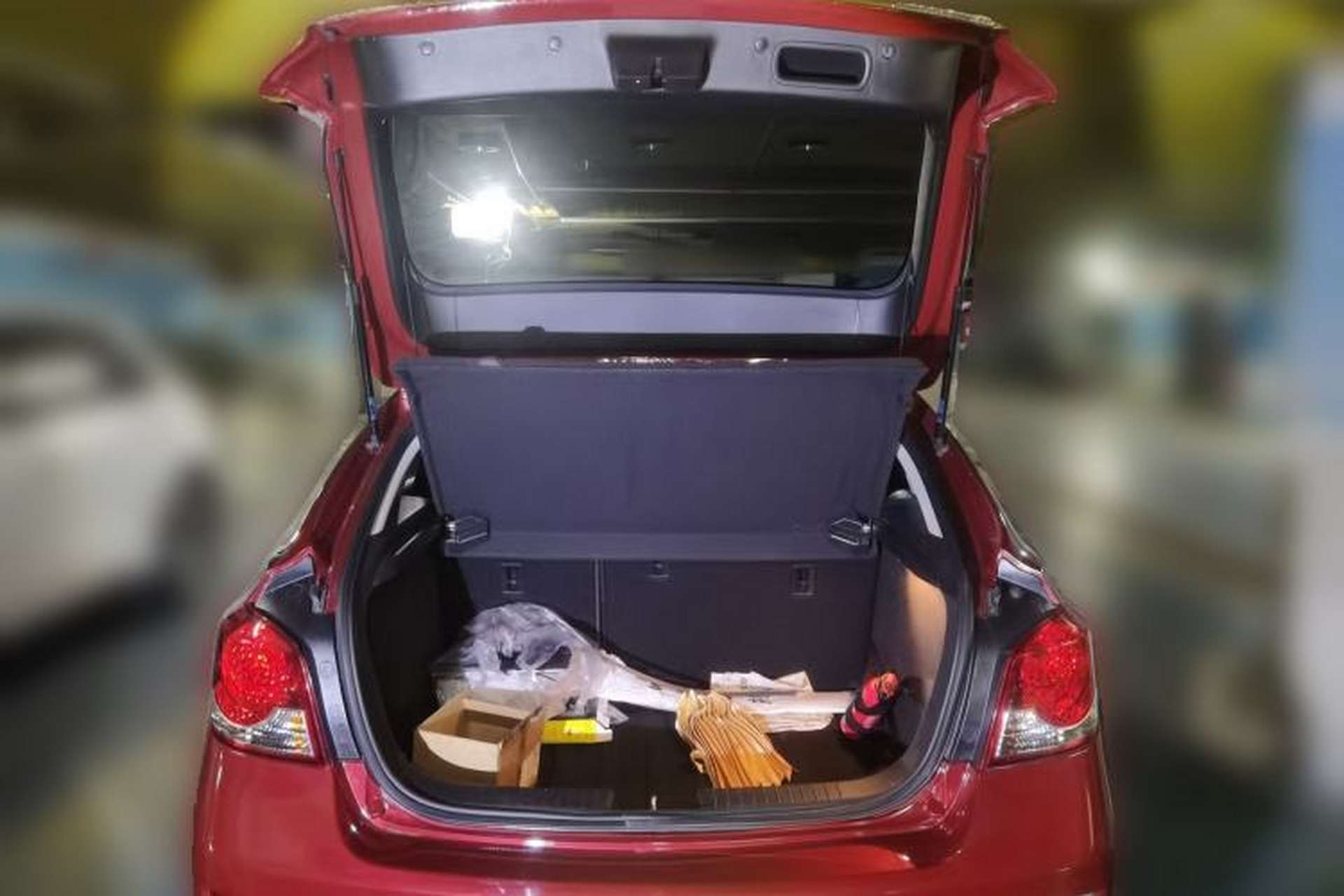 Used Chevrolet Cruze 2013 Hatchback 1.6L Automatic Luxury Model Trunk