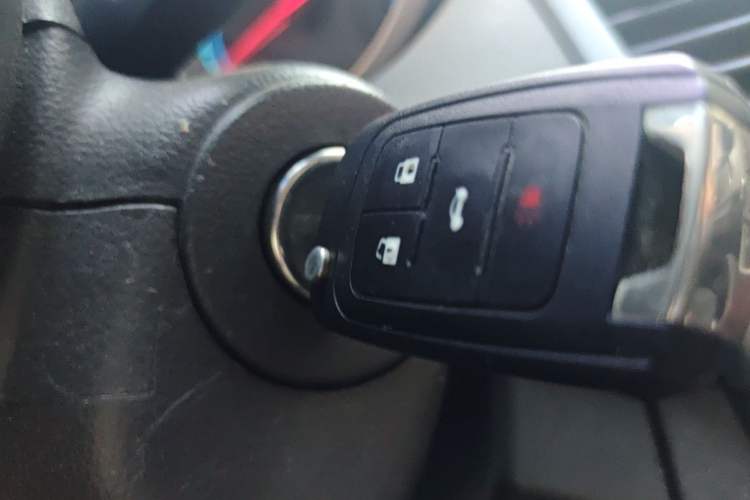 Used Chevrolet Cruze 2013 1.6L SL Grand Edition Automatic Vehicle Key