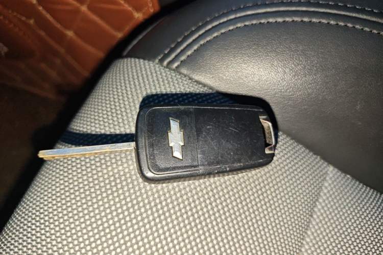 Used Chevrolet Cruze 2013 1.6L SE MT Vehicle Key