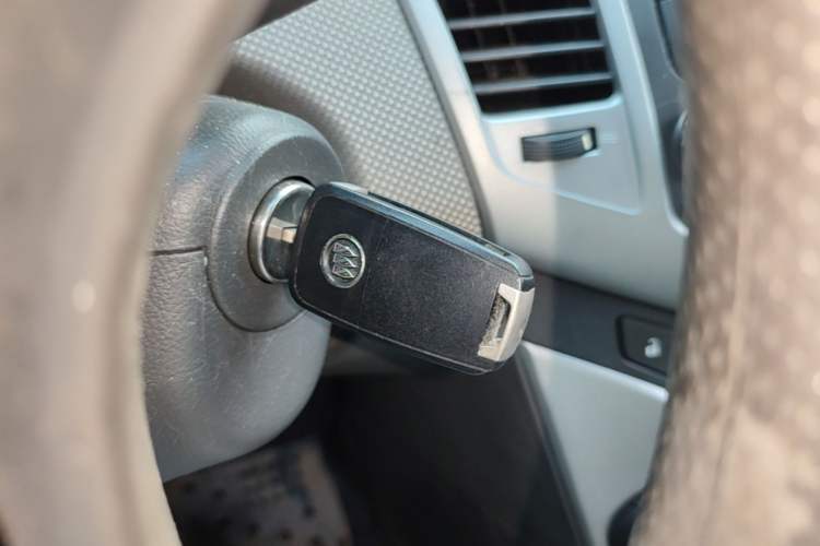 Used Chevrolet Cruze 2013 1.8L SE AT Vehicle Key