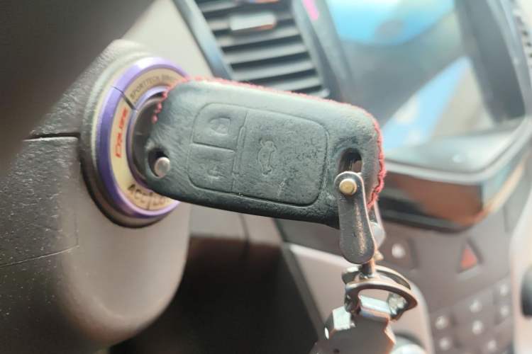 Used Chevrolet Cruze 2013 1.6L SL MT Vehicle Key