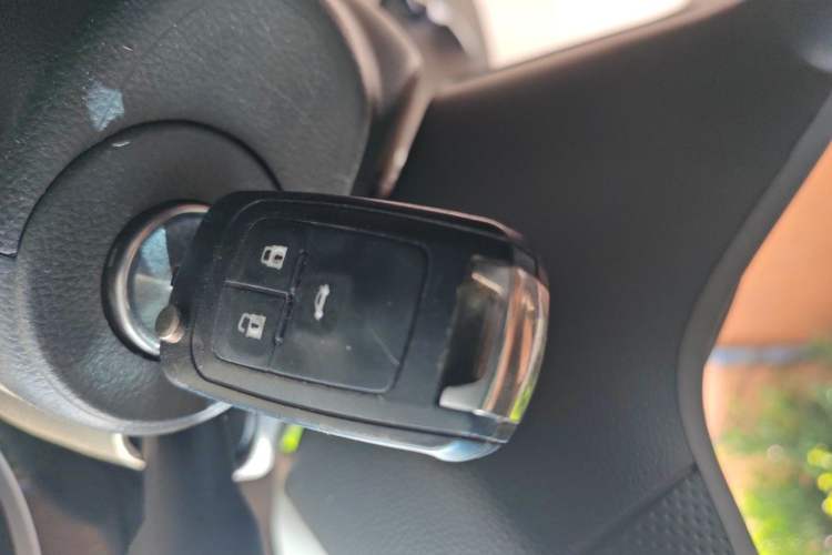 Used Chevrolet Cruze 2013 1.6L SE WTCC Edition MT Vehicle Key