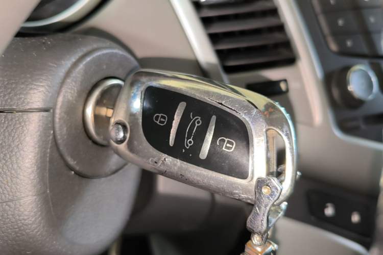 Used Chevrolet Cruze 2013 1.6L SL Grand Edition Automatic Vehicle Key