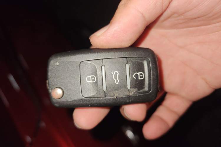 Used Chevrolet Cruze 2013 1.8L SE AT Vehicle Key