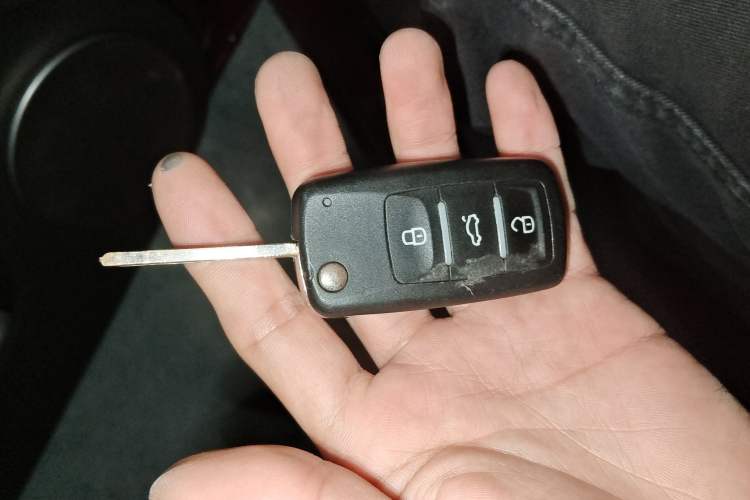 Used Chevrolet Cruze 2013 1.8L SE AT Vehicle Key