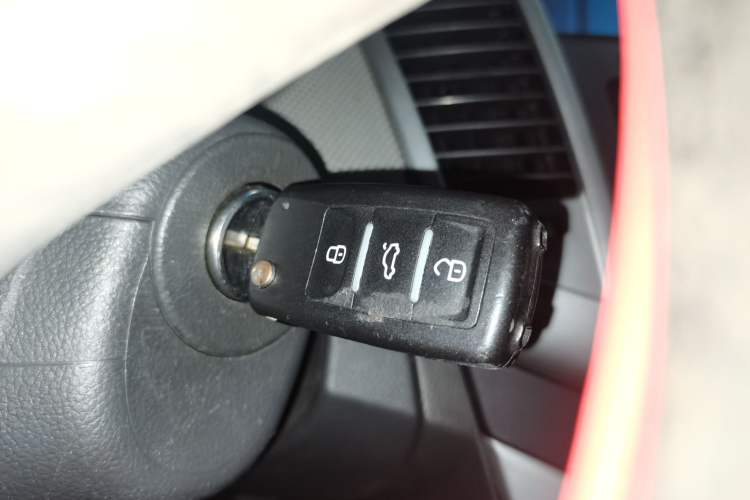 Used Chevrolet Cruze 2013 1.8L SE AT Vehicle Key