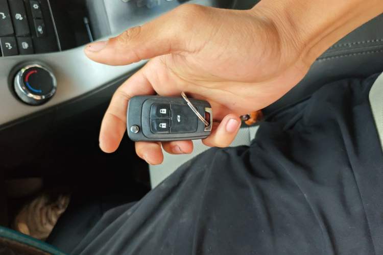 Used Chevrolet Cruze 2013 1.8L SE AT Vehicle Key
