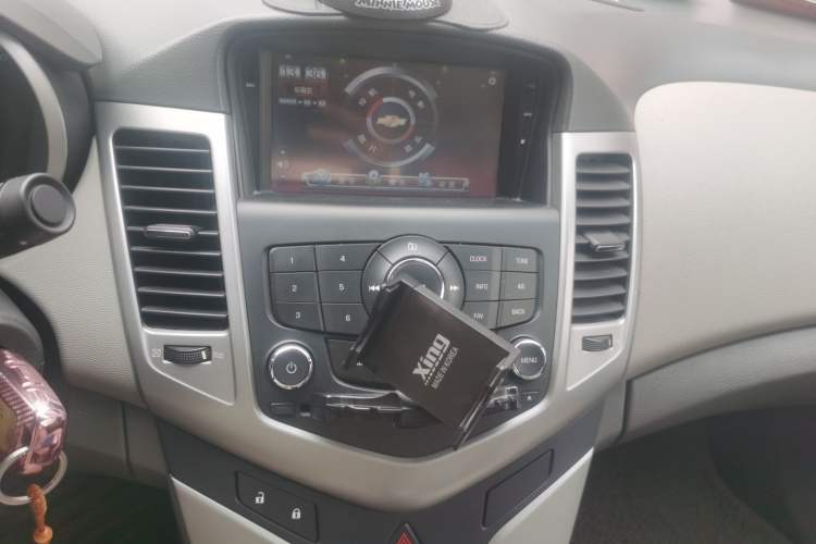 Used Chevrolet Cruze 2013 1.6L SL Grand Edition Automatic Audio And AC Panel