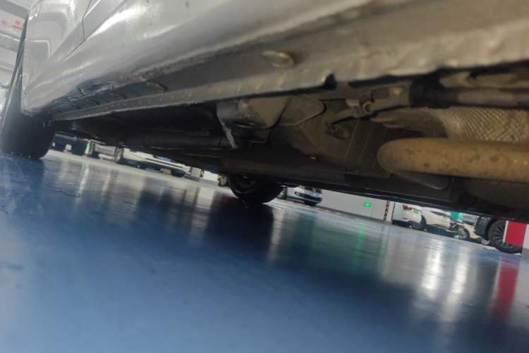 Used Chevrolet Cruze 2013 1.8L SE AT Chassis Rear Left