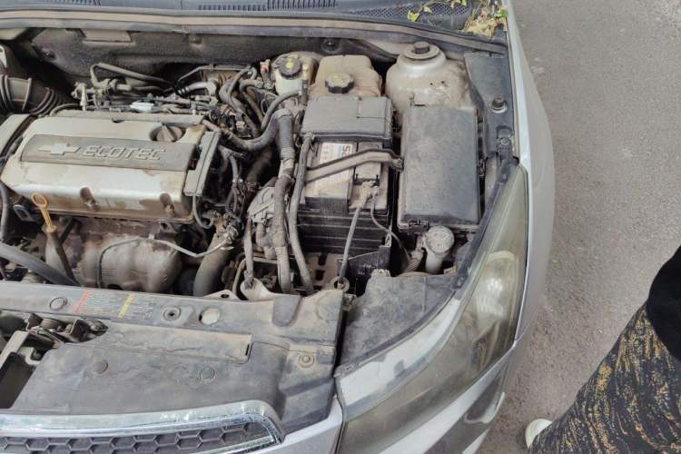 Used Chevrolet Cruze 2013 1.8L SE AT Engine Bay Left