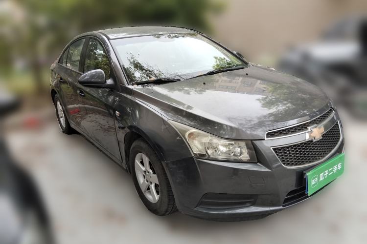 Used Chevrolet Cruze 2013 1.6L SL MT Front Right 45 Deg