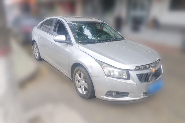 Used Chevrolet Cruze 2013 1.8L SE AT Front Right 45 Deg
