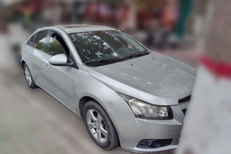 Used Chevrolet Cruze 2013 1.8L SE AT Front Right 45 Deg
