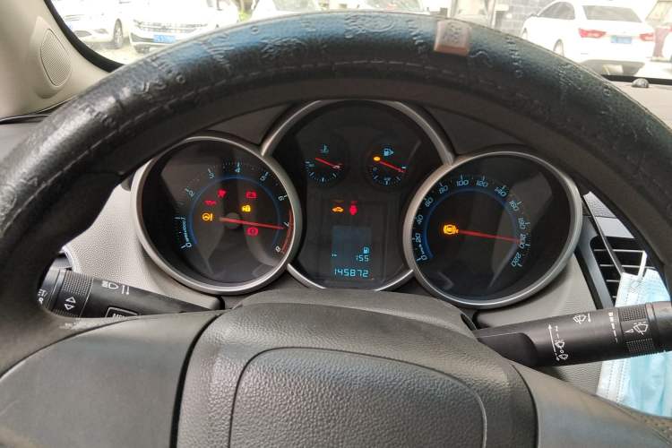 Used Chevrolet Cruze 2013 1.6L SL MT Instrument Cluster