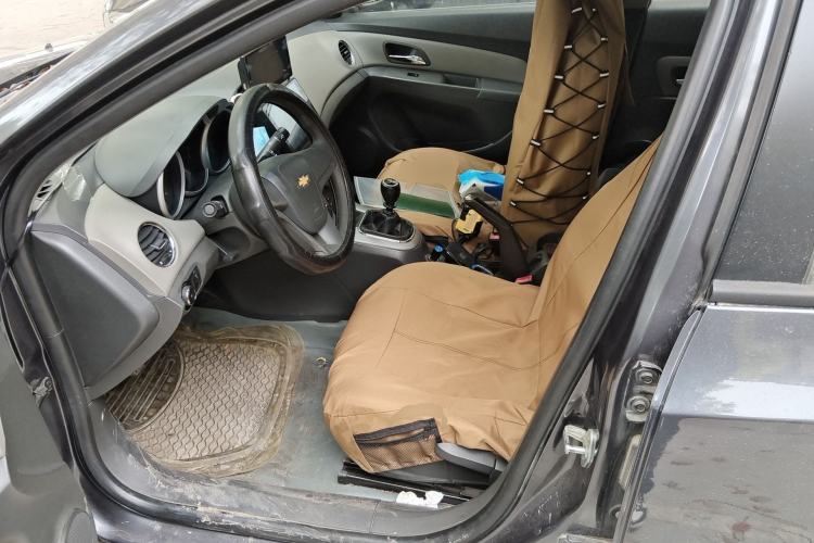 Used Chevrolet Cruze 2013 1.6L SL MT Left Front Seat