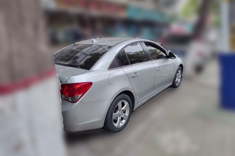 Used Chevrolet Cruze 2013 1.8L SE AT Rear Right 45 Deg