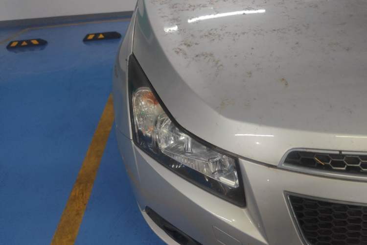 Used Chevrolet Cruze 2013 1.8L SE AT Right Front Headlight