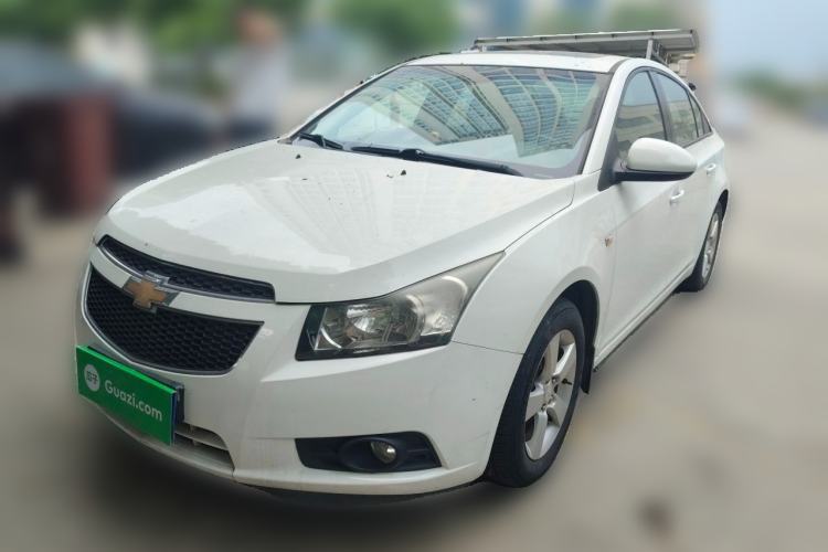 Używany Chevrolet Cruze 2013 1.8L SE AT Guazi used car, China used car export, Used car for sale, Used cars, Cheapest cars for sale