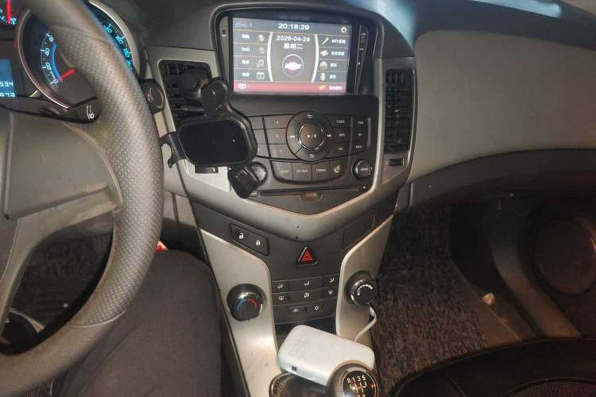 Used Chevrolet Cruze 2013 1.6L SL MT Audio And AC Panel