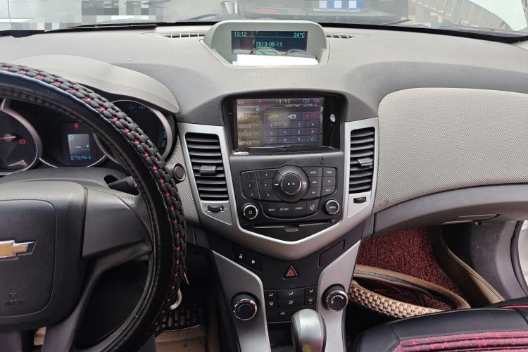 Used Chevrolet Cruze 2013 1.8L SE AT Audio And AC Panel