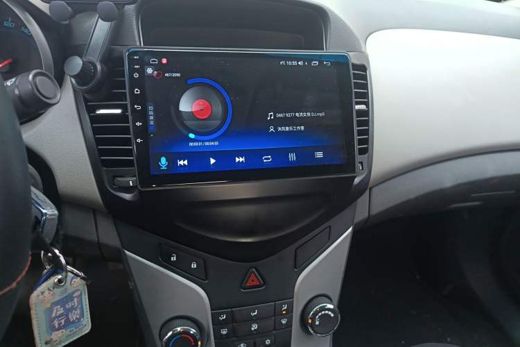 Used Chevrolet Cruze 2013 1.6L SL MT Audio And AC Panel