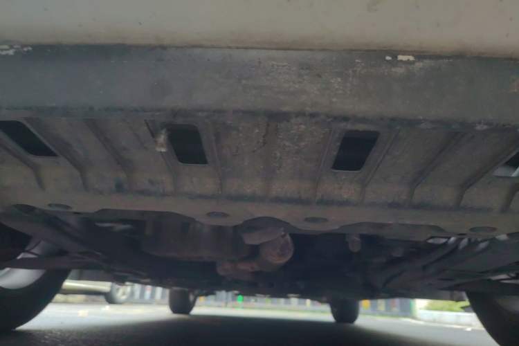 Used Chevrolet Cruze 2013 1.8L SE AT Chassis Front