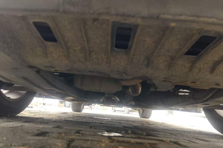 Used Chevrolet Cruze 2013 1.6L SE MT Chassis Front