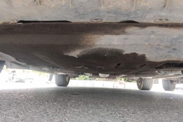 Used Chevrolet Cruze 2013 1.6L SE MT Chassis Front