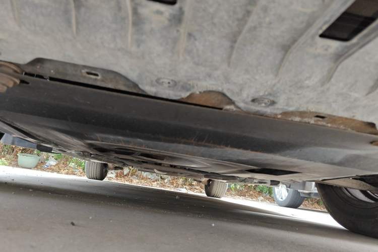 Used Chevrolet Cruze 2013 1.6L SL MT Chassis Front