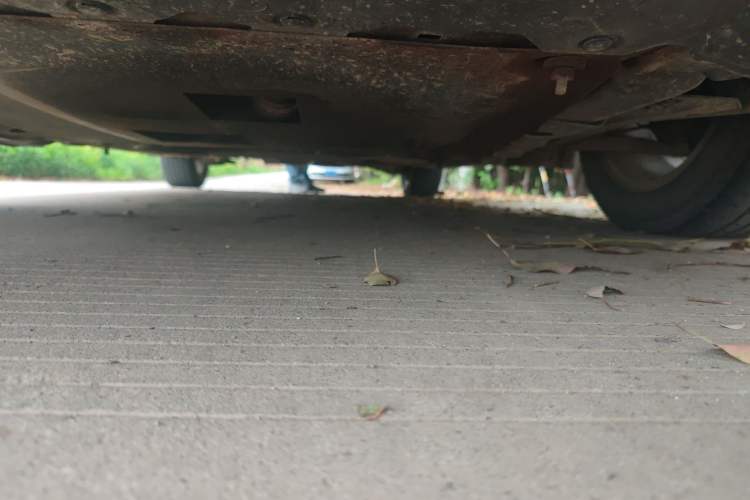 Used Chevrolet Cruze 2013 1.6L SE MT Chassis Front
