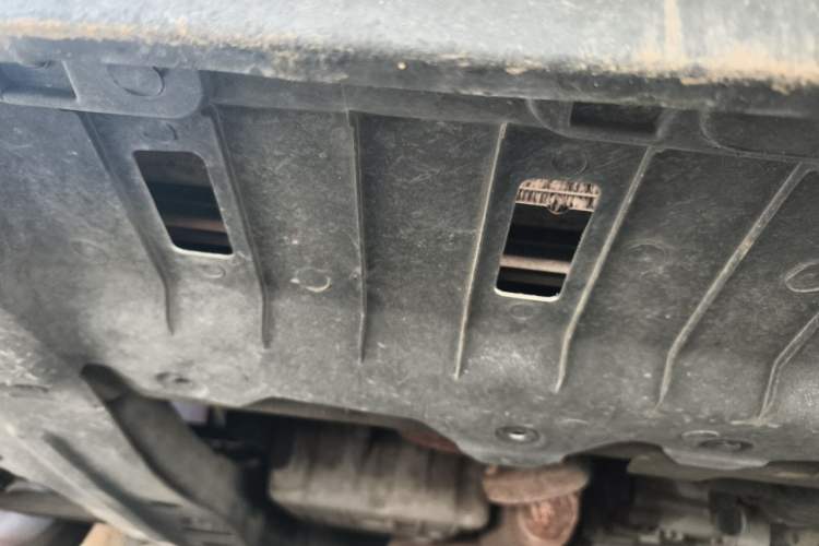 Used Chevrolet Cruze 2013 1.6L SE AT Chassis Front