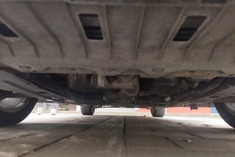 Used Chevrolet Cruze 2013 Hatchback 1.6T Automatic Flagship Model Chassis Front