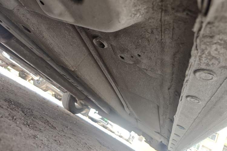 Used Chevrolet Cruze 2013 1.6L SL MT Chassis Front Left