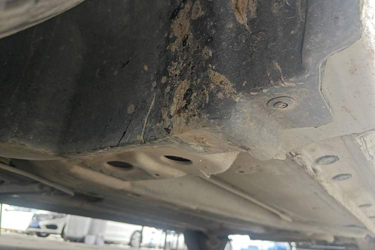 Used Chevrolet Cruze 2013 1.6L SL MT Chassis Front Left