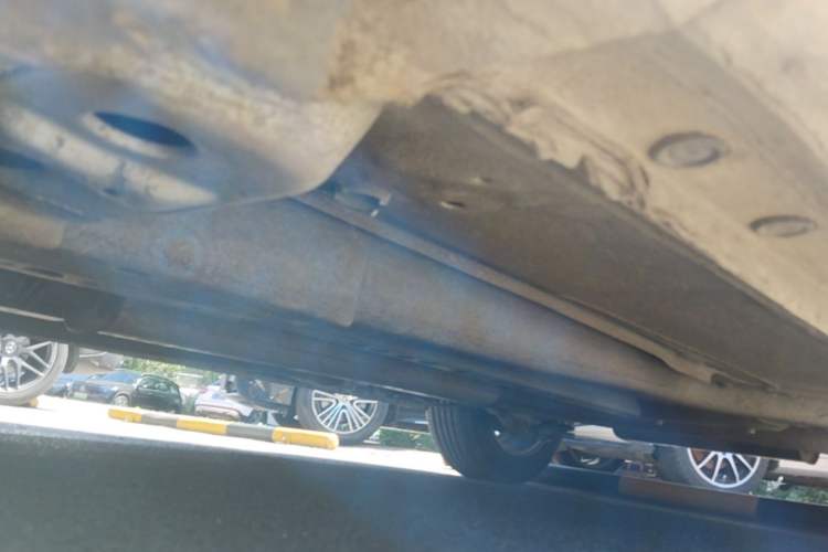 Used Chevrolet Cruze 2013 1.6L SE AT Chassis Front Left