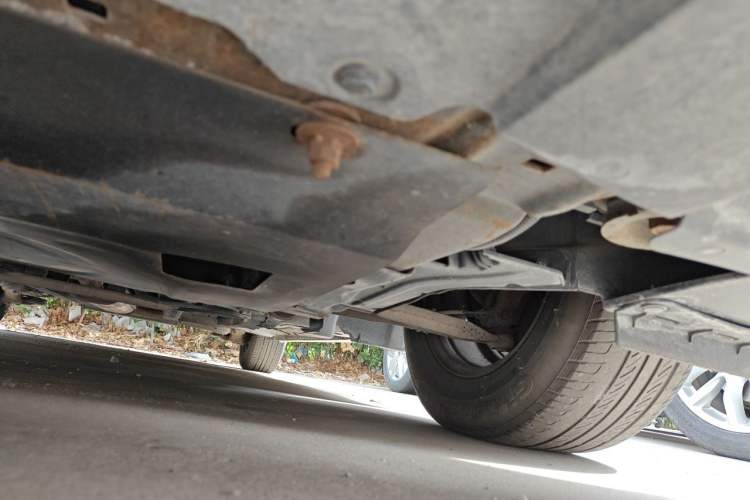 Used Chevrolet Cruze 2013 1.6L SL MT Chassis Front Left