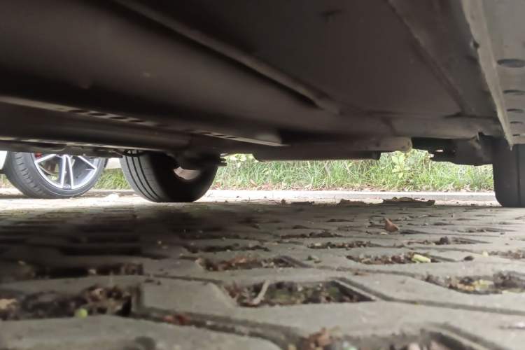 Used Chevrolet Cruze 2013 1.6L SE MT Chassis Front Left