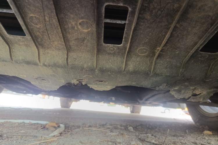 Used Chevrolet Cruze 2013 1.6L SL MT Chassis Front