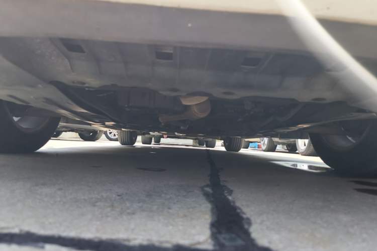 Used Chevrolet Cruze 2013 Hatchback 1.6L Automatic Luxury Model Chassis Front