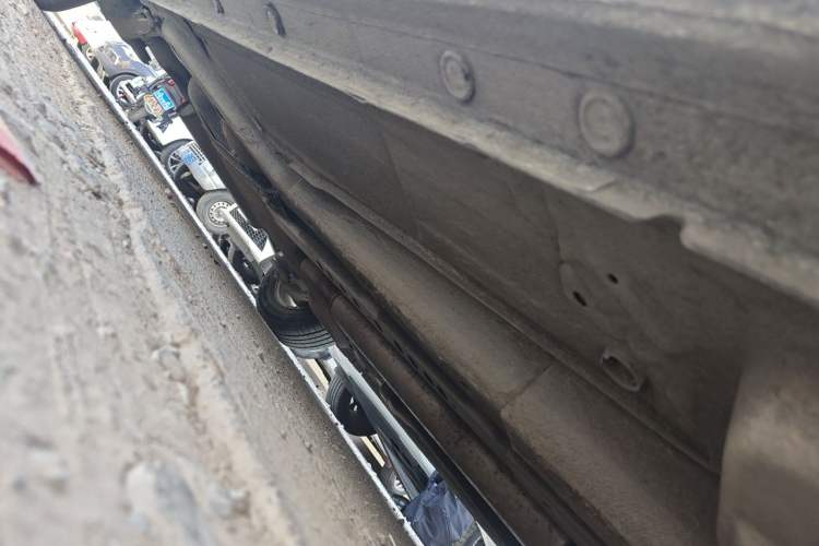 Used Chevrolet Cruze 2013 1.6L SL MT Chassis Front Right
