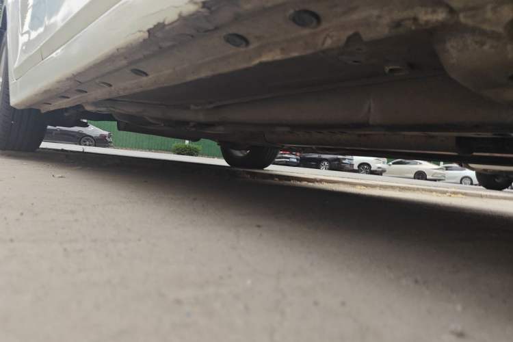 Used Chevrolet Cruze 2013 1.6L SE AT Chassis Front Right