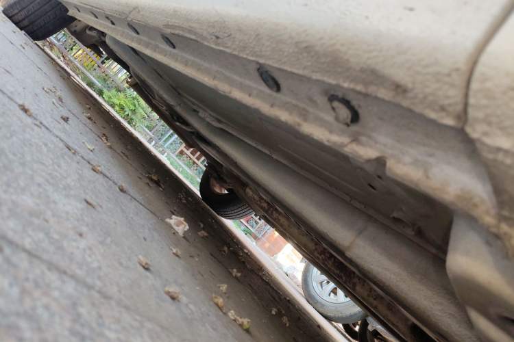 Used Chevrolet Cruze 2013 1.6L SE MT Chassis Front Right