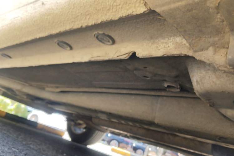 Used Chevrolet Cruze 2013 1.6L SE AT Chassis Front Right