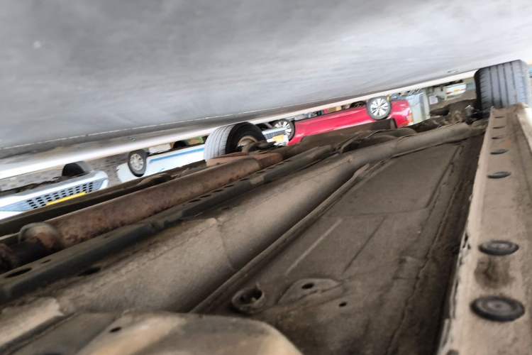 Used Chevrolet Cruze 2013 1.6L SL MT Chassis Front Right