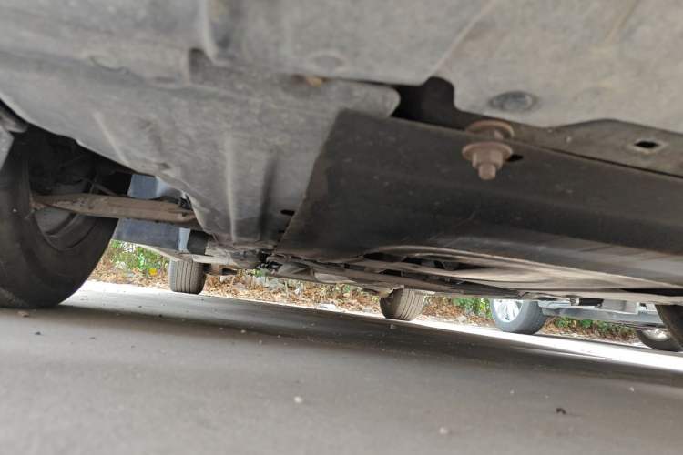 Used Chevrolet Cruze 2013 1.6L SL MT Chassis Front Right