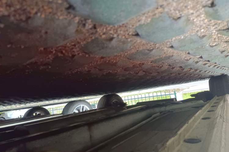 Used Chevrolet Cruze 2013 1.6L SL MT Chassis Front Right