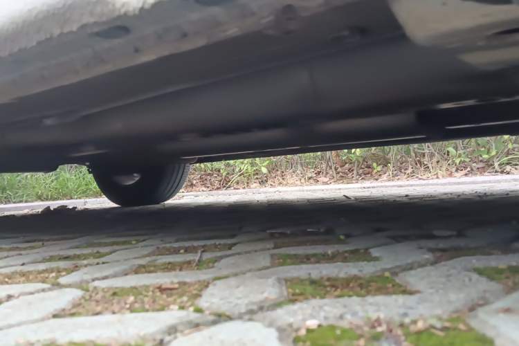 Used Chevrolet Cruze 2013 1.6L SE MT Chassis Front Right