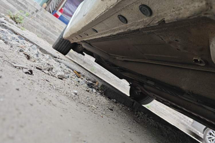 Used Chevrolet Cruze 2013 1.6L SL MT Chassis Front Right