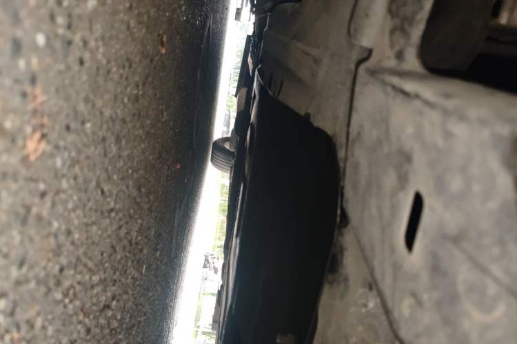 Used Chevrolet Cruze 2013 1.6L SE MT Chassis Front